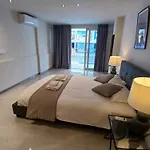 Georgiana Apartment