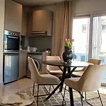 Georgiana Apartment *