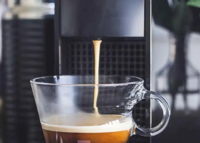 Georgiana 라르나카